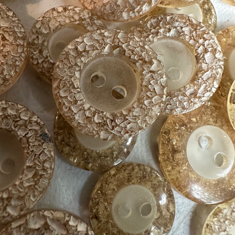 78pc Vintage Amber Textured Buttons Lot 2-Hole Crushed Shell Effect 2 Sizes - Picture 4 of 5